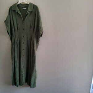 Olive green dress short sleeved